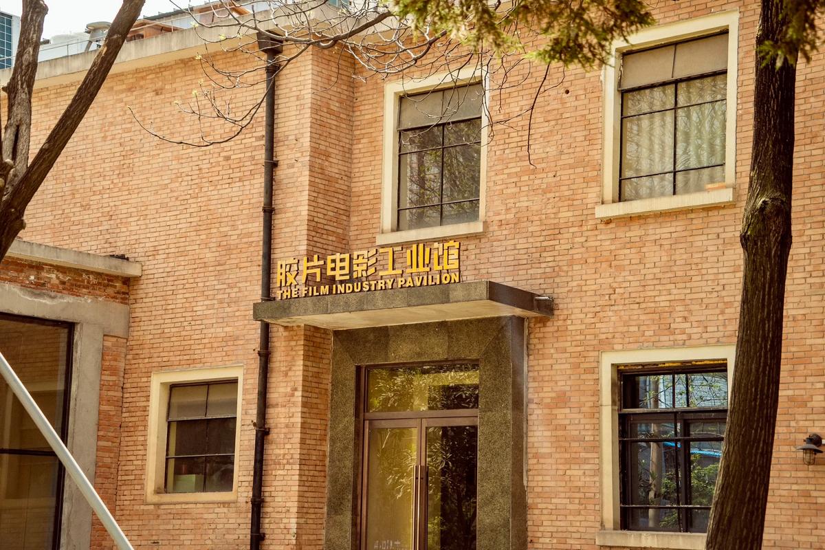 12至18禁精品av在线播放的相关介绍