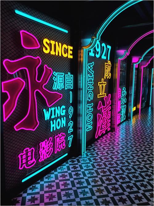 电影院被陌生人摸出水的相关介绍