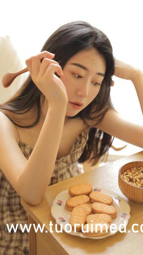 秘书丰满大乳奶白秘书的相关介绍