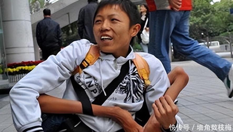 老熟妇乱av网的相关介绍