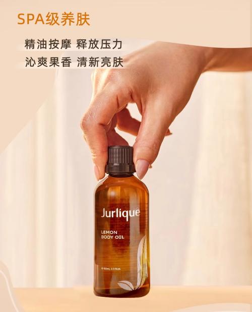 巨乳の诱惑的相关介绍