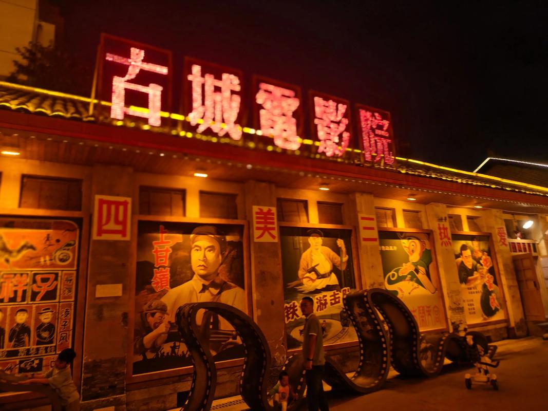 亚洲熟女少妇综合图片区的相关介绍