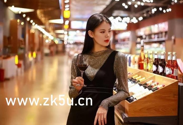 新人女秘书的相关介绍