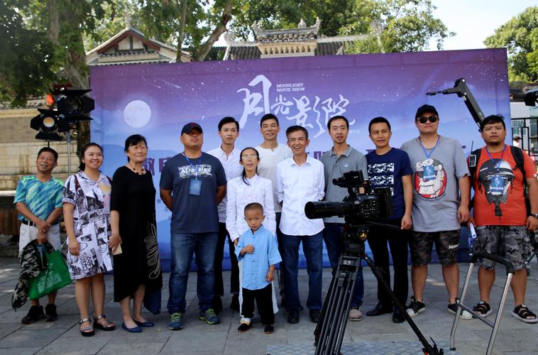 根据您的要求，生成一个SEO标题，包含3个与“少妇人妻的欲望小说小军”相关的长尾关键词：

**SEO标题：**  
**《少妇人妻的欲望小说：小军的隐秘纠缠与情感挣扎》**  
（长尾关键词：少妇人妻的情感挣扎、小军的隐秘关系、都市情感小说推荐）