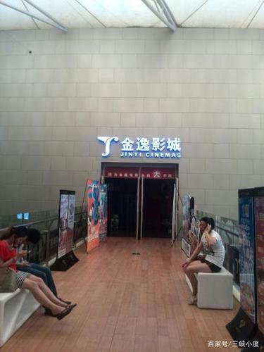 街头搭讪人妻中文字幕的相关介绍