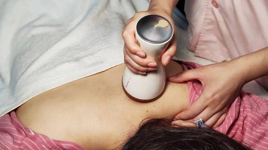 亚洲成熟少妇18的相关介绍