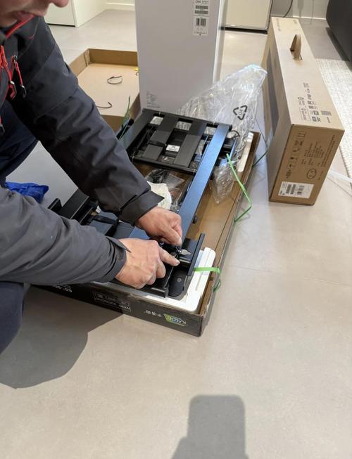 精品国产色婷婷,精品国产av的相关介绍