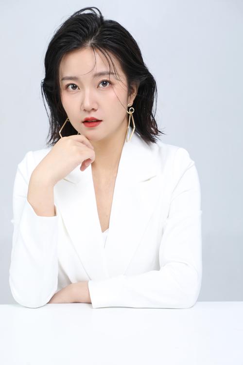 熟女人妻首页在线的相关介绍