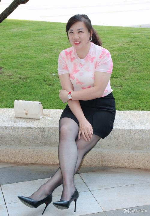 美女抠逼一区二区三区av的相关介绍