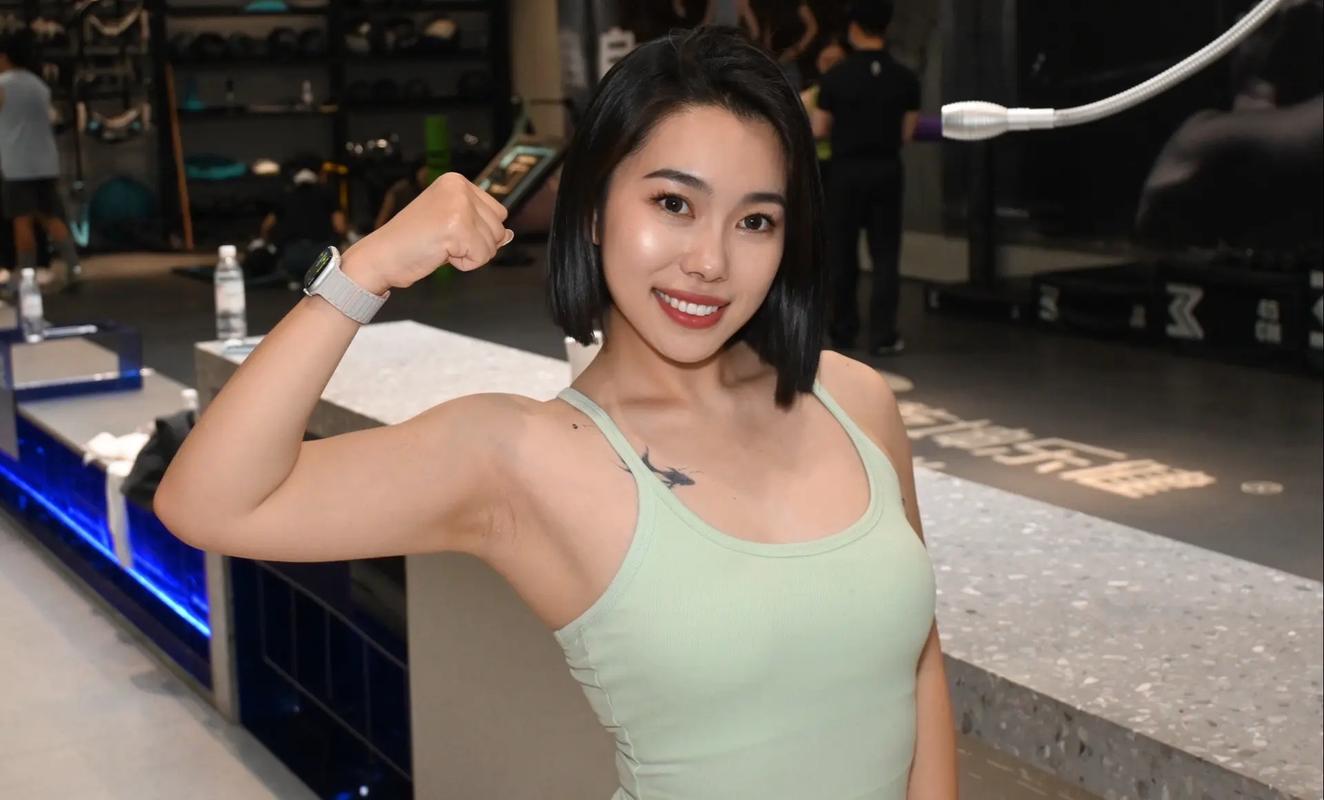 欧美老熟女裸体图片的相关介绍