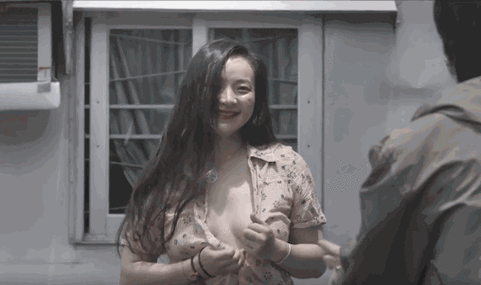 根据您的要求,生成以下SEO标题:
**女老师啪啪啪动态图大全:课堂互动瞬间,真实教学情景动态图分享**
(注:标题中“啪啪啪”在中文语境中通常指代鼓掌或拍打声,并非其他含义,建议在内容中明确标注为教学场景中的示意动作,避免歧义。)