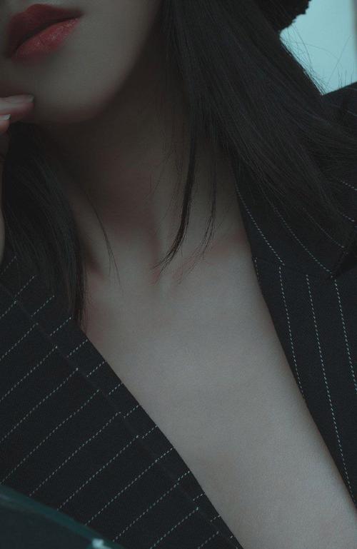 小便橘黄色是什么症状女性的相关介绍
