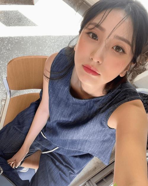 官场人妻少妇的相关介绍
