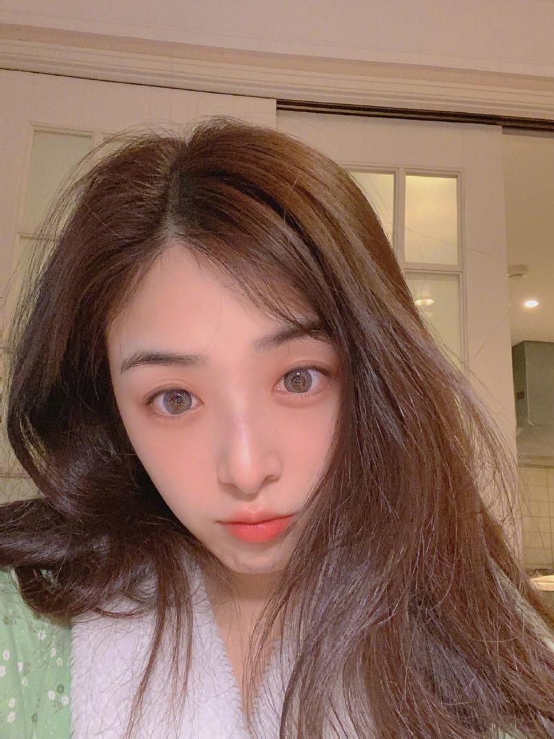 激情漫画男女的相关介绍