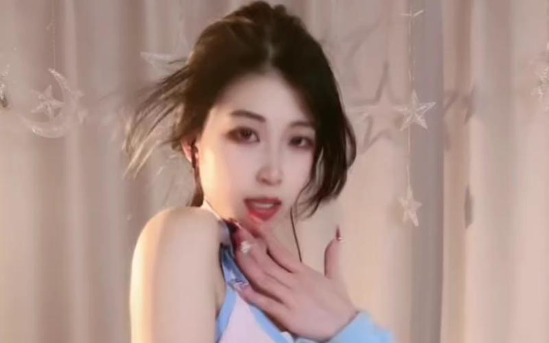 狂插漂亮美女的相关介绍
