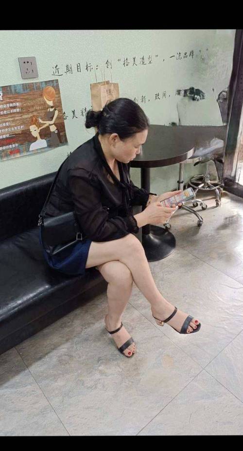 黑丝高清av的相关介绍
