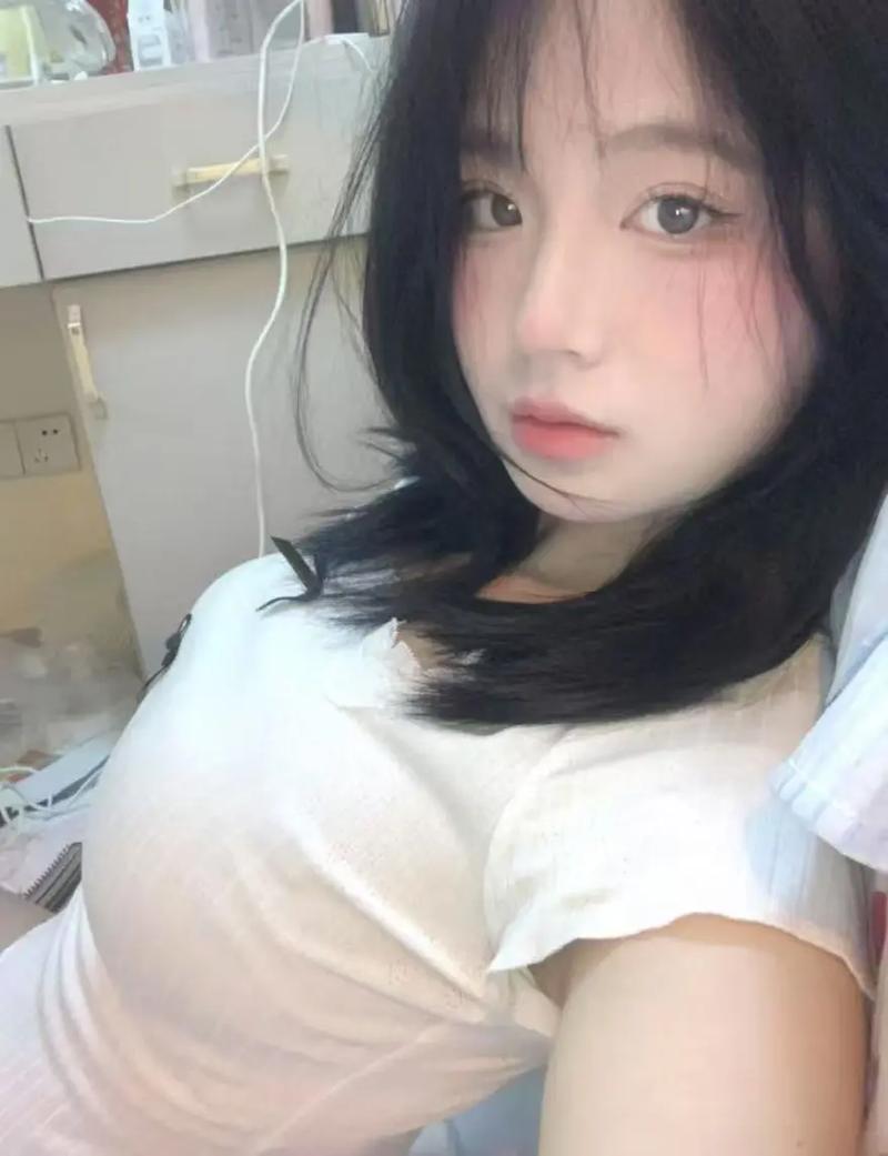 操出白浆免费的相关介绍