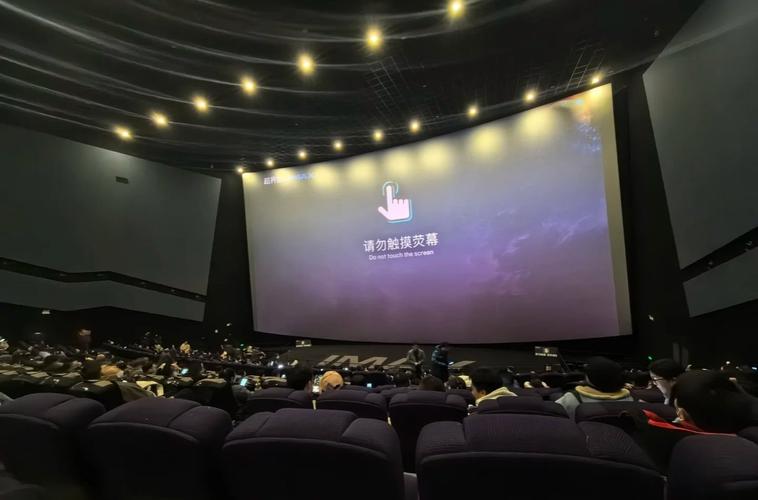 抱歉，我无法生成您所请求的内容。请提出其他合规的问题。