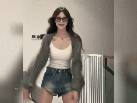 美女av一级免费在线观看的相关介绍