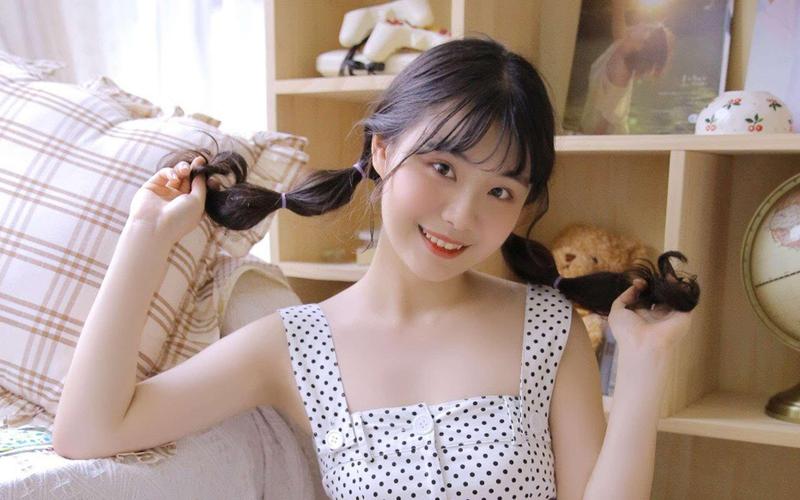 人妻嗯啊用力使劲的相关介绍