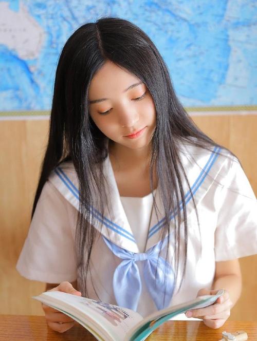 女生下面有黄色分泌物严重吗的相关介绍