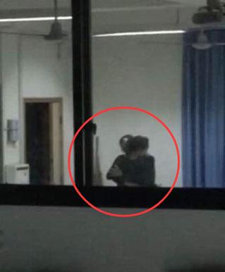 啪啪啪老师教学指南：新手如何快速掌握节奏技巧与表现力提升